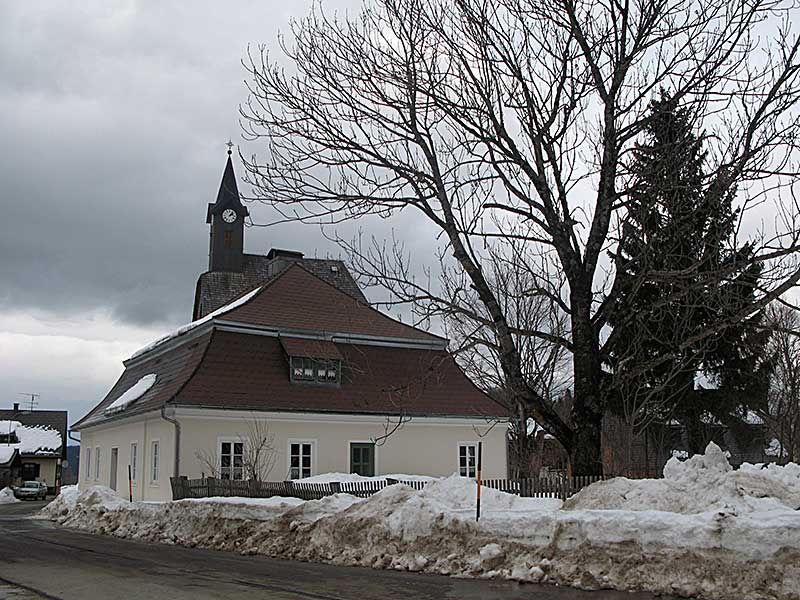 Josefsberg, Pfarrhof